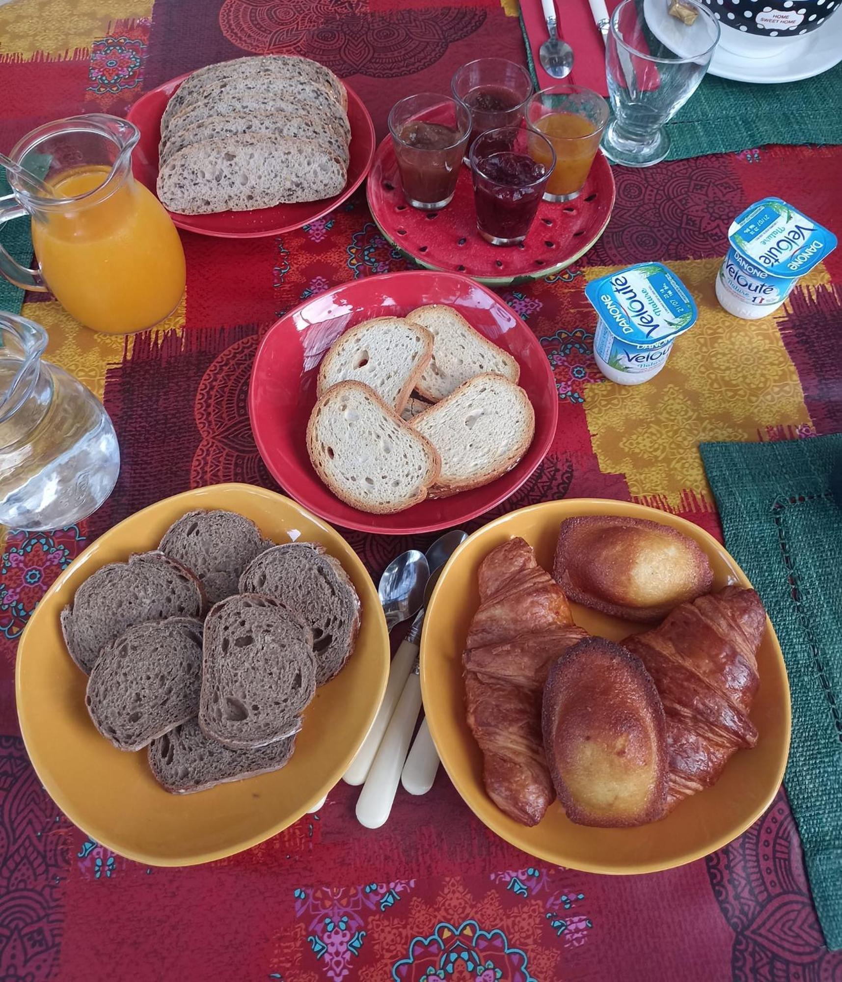 Le Fer En Ceze Bed & Breakfast Sabran Екстериор снимка