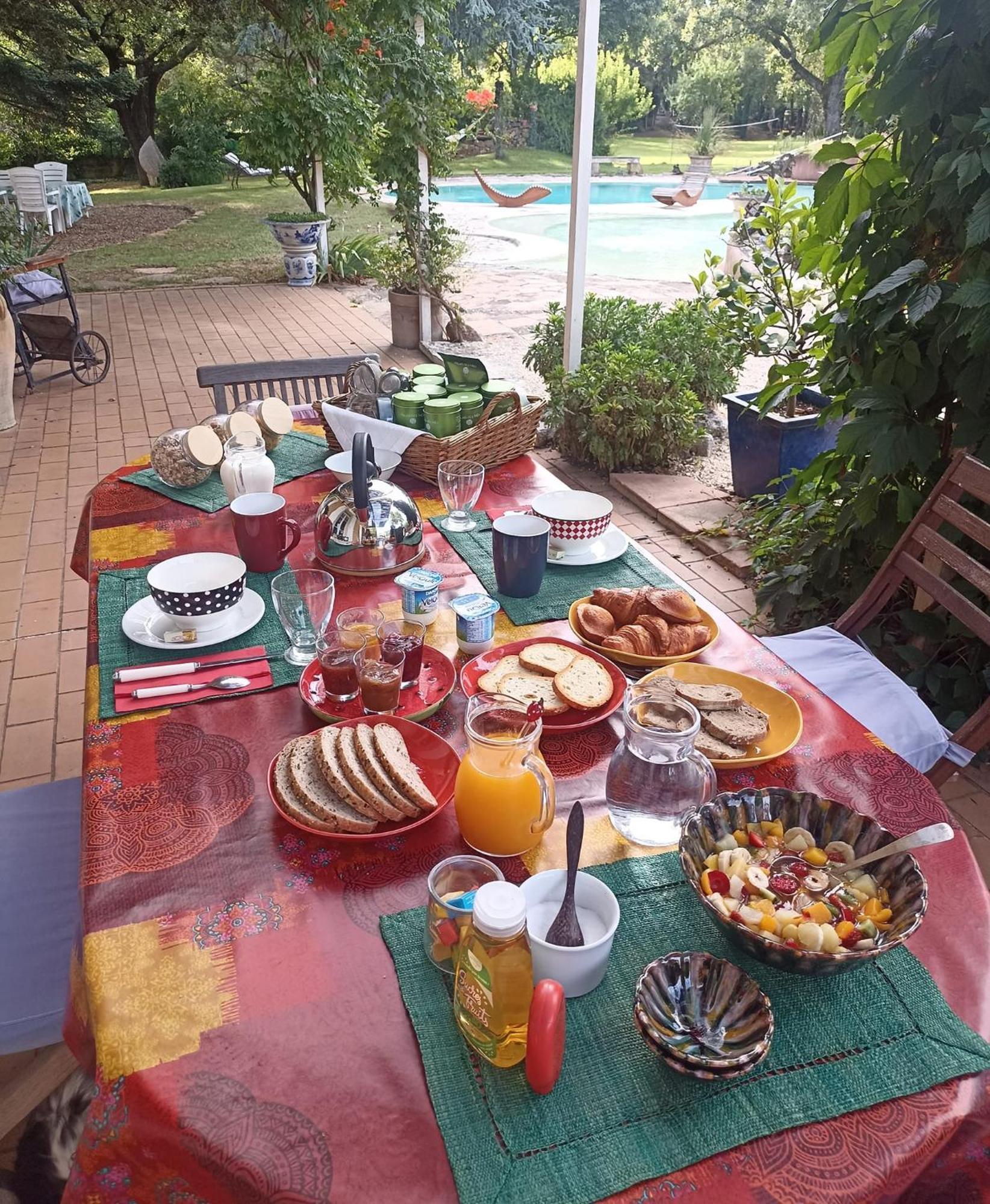 Le Fer En Ceze Bed & Breakfast Sabran Екстериор снимка