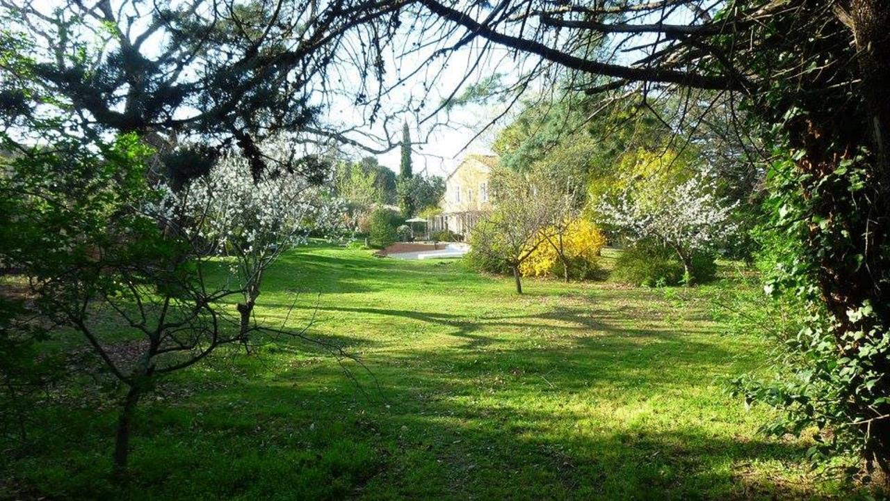 Le Fer En Ceze Bed & Breakfast Sabran Екстериор снимка